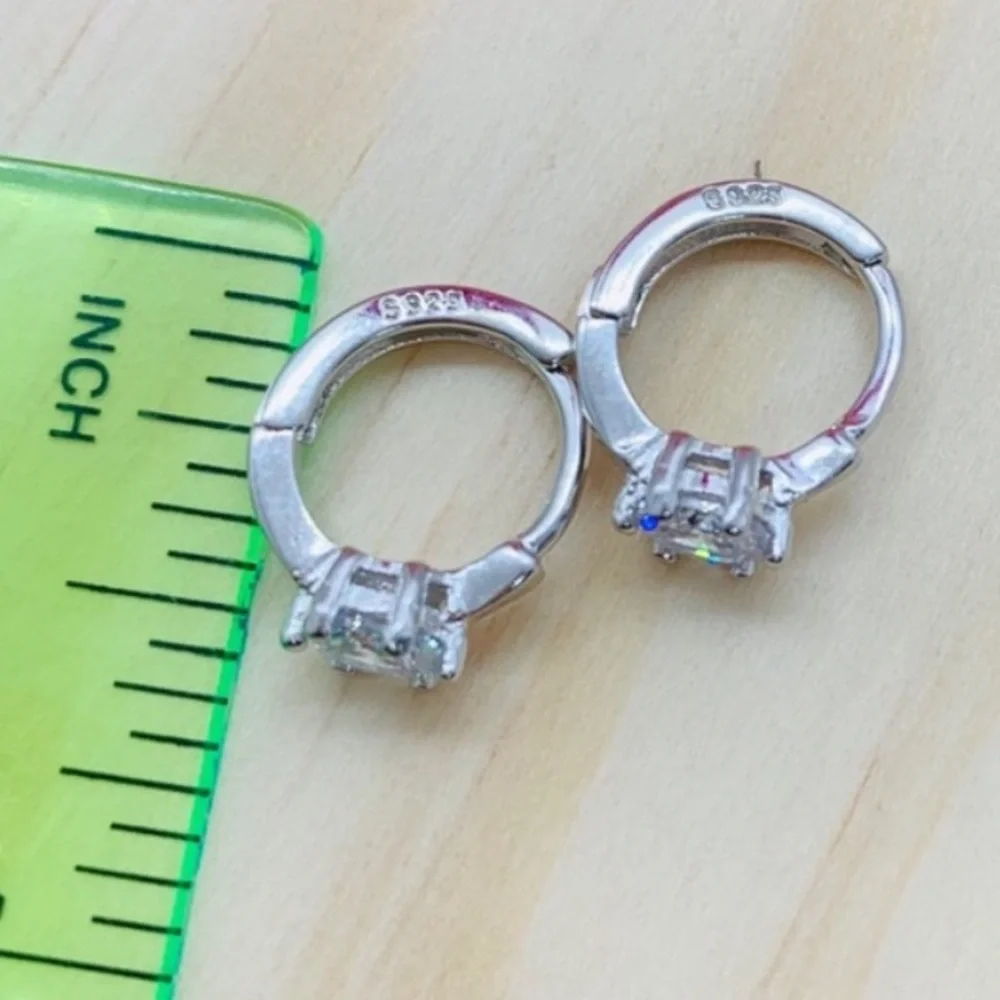 🌟 Sterling Silver 925 CZ Huggins Hoop Earrings
